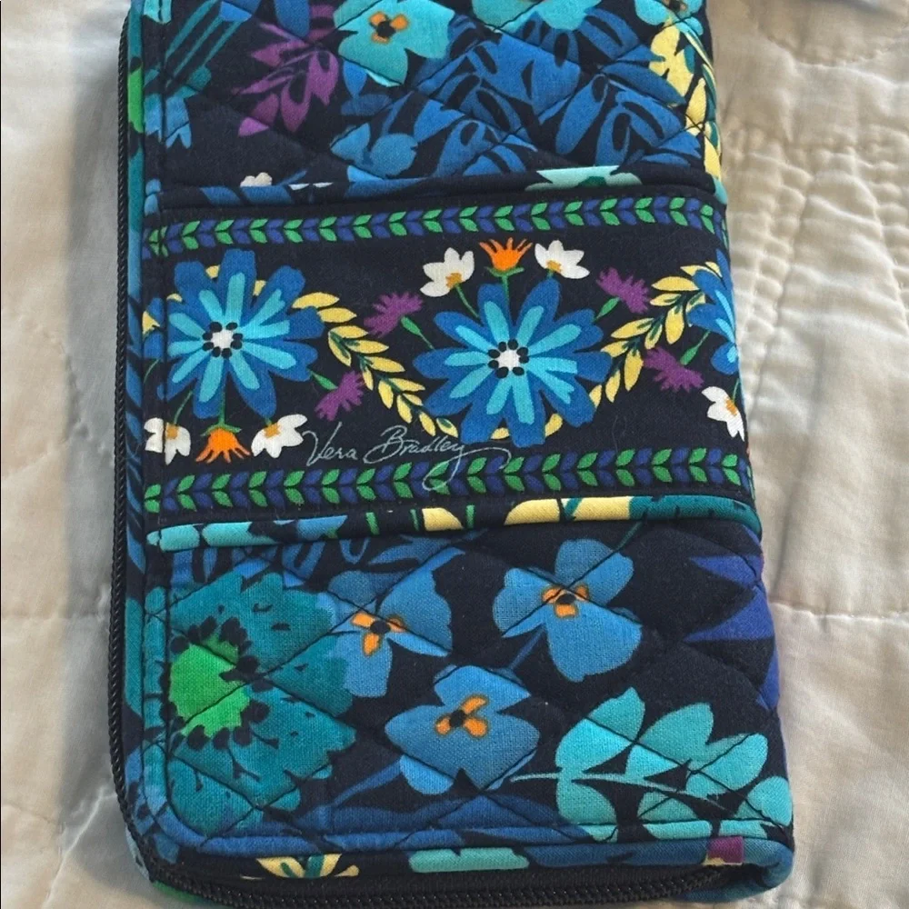 Vera Bradley Quilted Midnight Blues Wallet - Picture 2 of 7